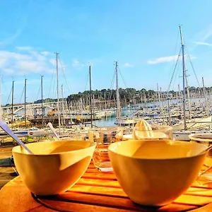 Apartment Les Balcons De - Vue Sur Et Le Port, La Trinité-sur-Mer