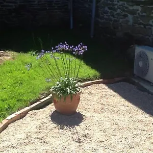 Les Ecuries Is A Modern Renovated Barn Laniscat